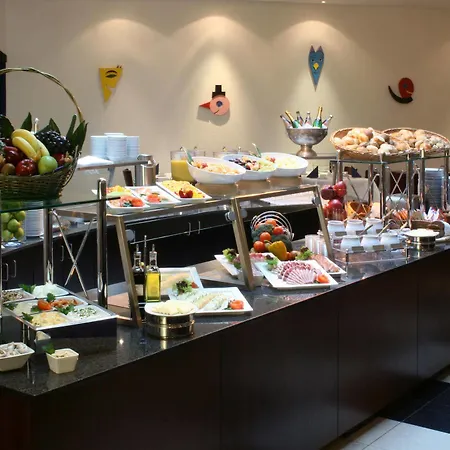 Hotel Center East Prenzlauer Berg By Ihg 4*