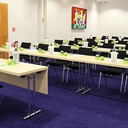 Center East Prenzlauer Berg By Ihg Berlijn