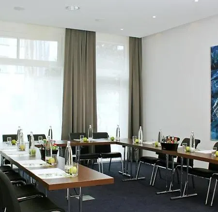 Hotel Center East Prenzlauer Berg By Ihg Berlijn