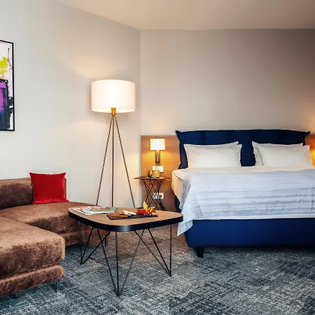 Hotel Holiday City Center East Prenzlauer Berg, An Ihg 4*