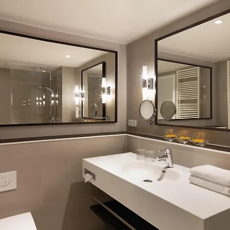 Holiday City Center East Prenzlauer Berg, An Ihg Berlin