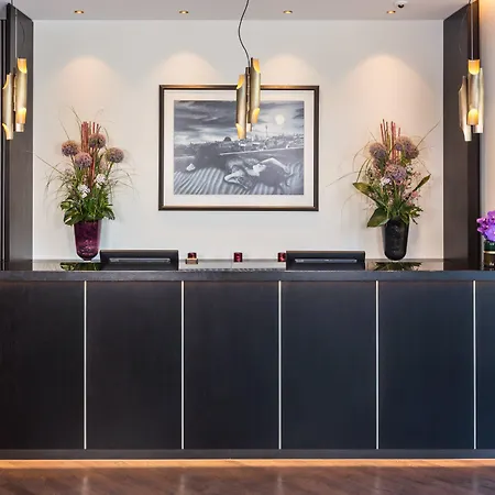 Holiday City Center East Prenzlauer Berg, An Ihg 4*