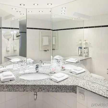 Center East Prenzlauer Berg By Ihg Hotel Berlin