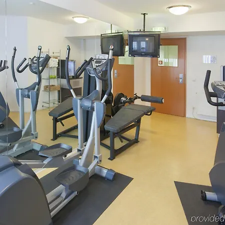 ホリデイ シティ センター イースト プレンツラウアー ベルク