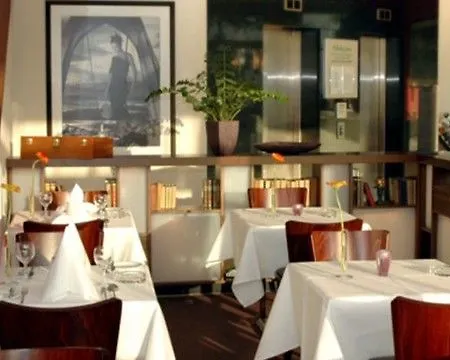 Hotel Center East Prenzlauer Berg By Ihg 4*