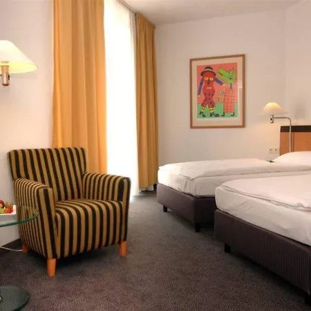 Holiday City Center East Prenzlauer Berg, An Ihg