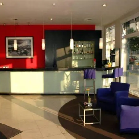 Holiday City Center East Prenzlauer Berg, An Ihg 4*