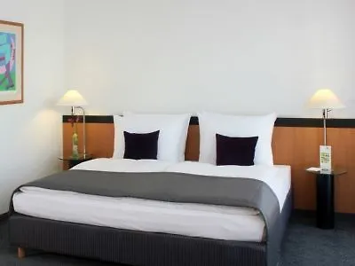 Holiday City Center East Prenzlauer Berg, An Ihg
