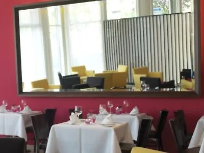 Hotel Holiday City Center East Prenzlauer Berg, An Ihg 4*