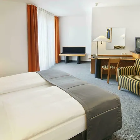 Holiday City Center East Prenzlauer Berg, An Ihg 4* Berlin