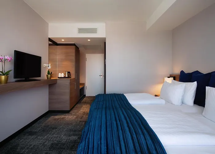 Hotel Center East Prenzlauer Berg By Ihg 4*