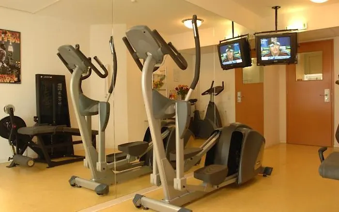 Center East Prenzlauer Berg By Ihg Berlino