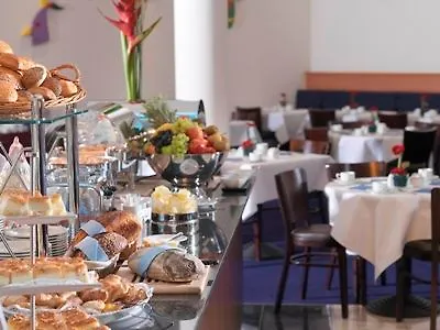 Hotel Center East Prenzlauer Berg By Ihg 4*