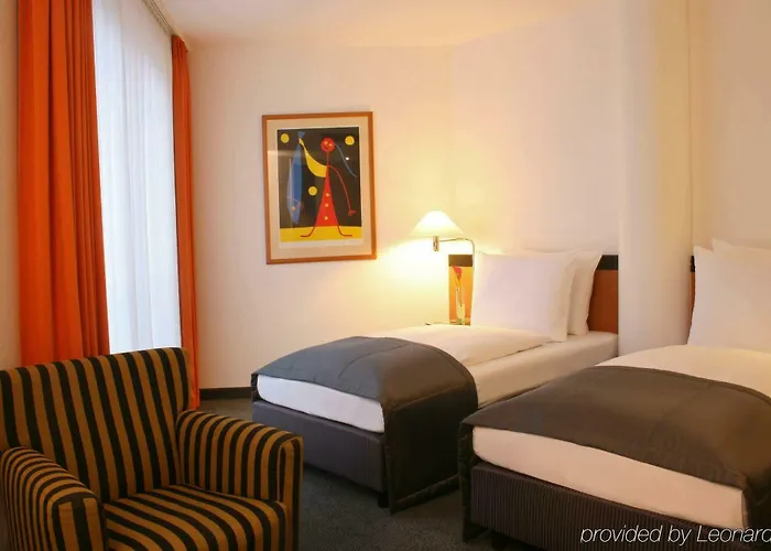 Hotel Center East Prenzlauer Berg By Ihg 4*