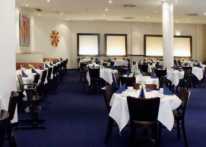 Hotel Center East Prenzlauer Berg By Ihg 4*