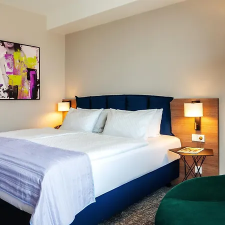 Center East Prenzlauer Berg By Ihg 호텔