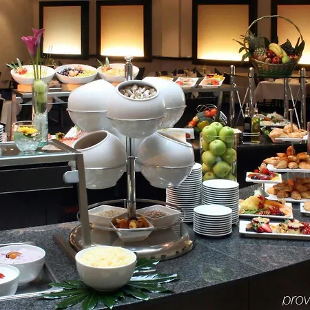 Center East Prenzlauer Berg By Ihg 4* 베를린