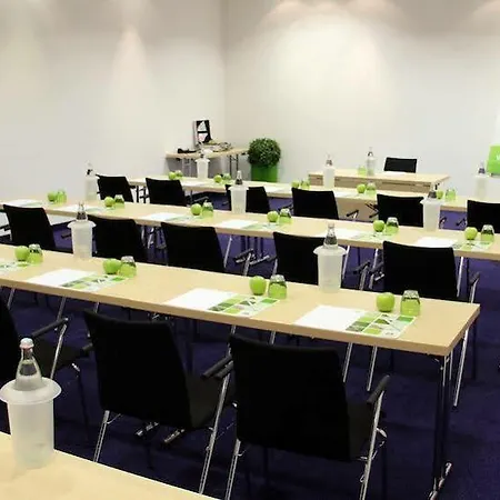 Center East Prenzlauer Berg By Ihg 호텔